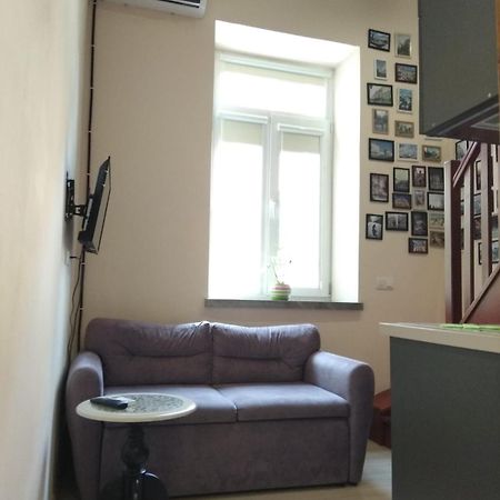 Chorni Vivtsy Apartment Chernivtsi Luaran gambar