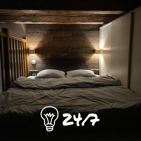 Chorni Vivtsy Apartment Chernivtsi Luaran gambar