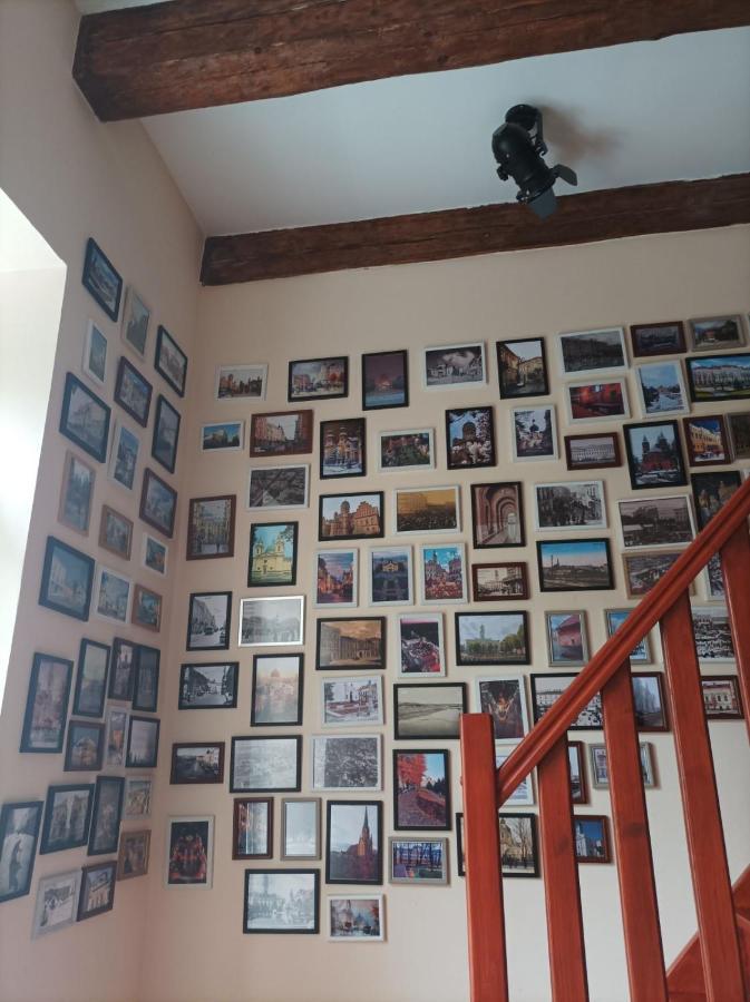 Chorni Vivtsy Apartment Chernivtsi Luaran gambar