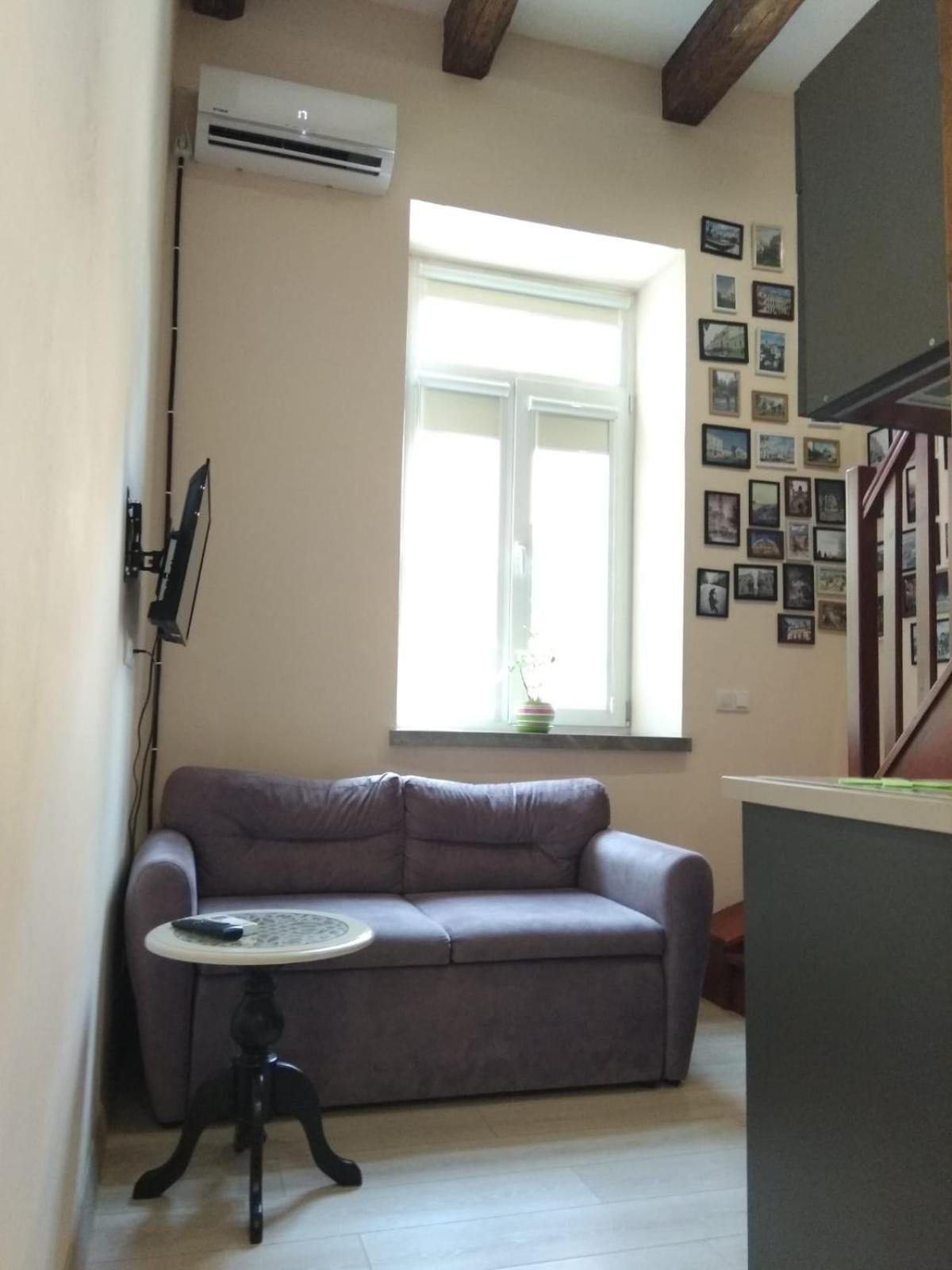 Chorni Vivtsy Apartment Chernivtsi Luaran gambar