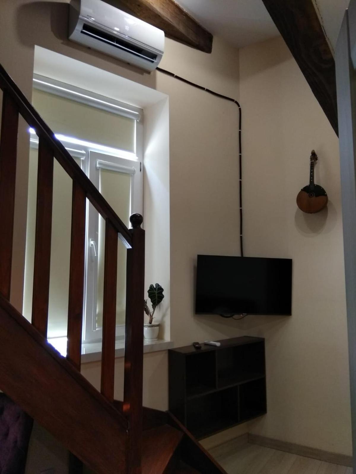 Chorni Vivtsy Apartment Chernivtsi Luaran gambar